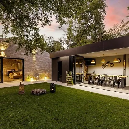 Villa Bijur In Brajkovici - Haus Fuer 8 Personen Pazin
