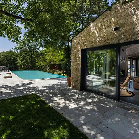 Bijur In Brajkovici - Haus Fuer 8 Personen *